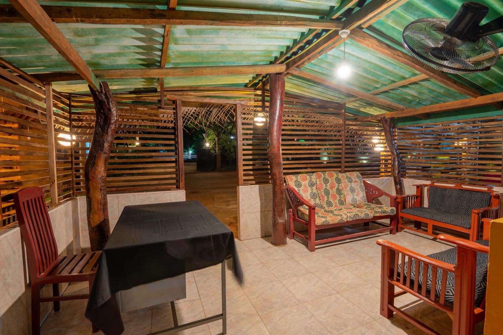 Ayurvedic Lanka Wellness Hotel Moragaswewa Exterior foto